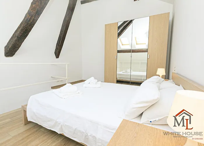 Ortensia House By Ml Whte House Genova