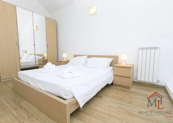 Ortensia House By Ml Whte House Apartmán Janov