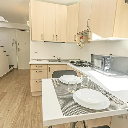 Lägenhet Ortensia House By Ml Whte House